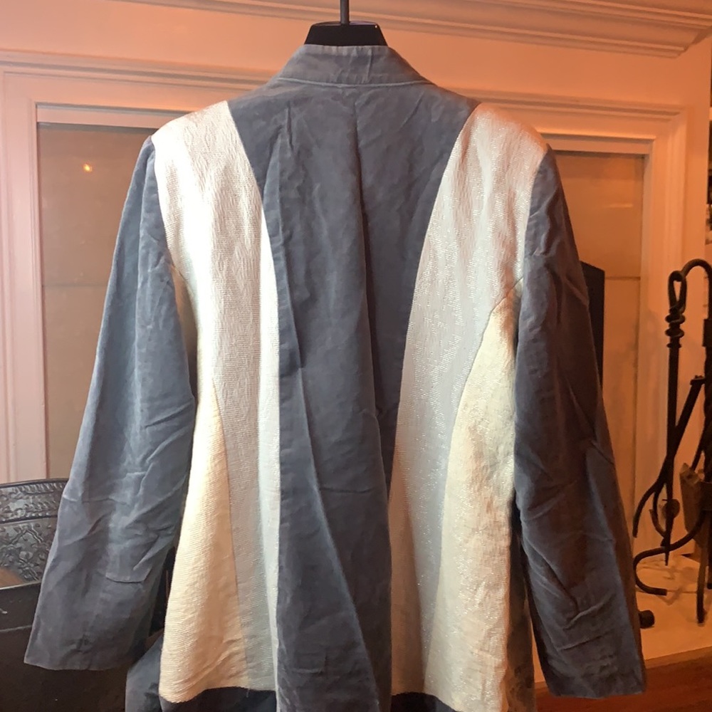 Chico’s Gray Patchwork Quilted Long Jacket L 2 - image 6